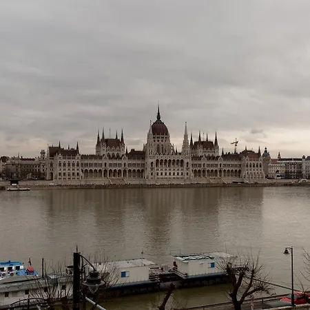 Apartman The Parliament View